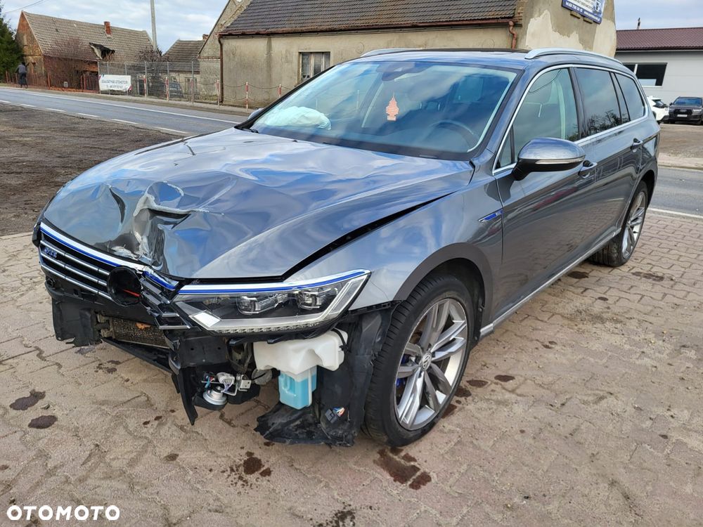 Volkswagen Passat - 15