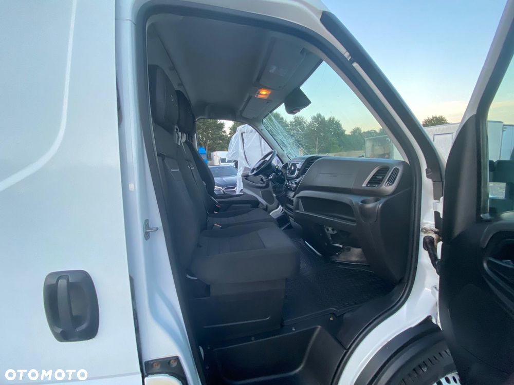Iveco DAILY - 14