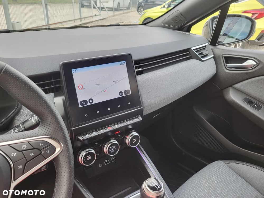 Renault Clio 1.0 TCe Techno - 18