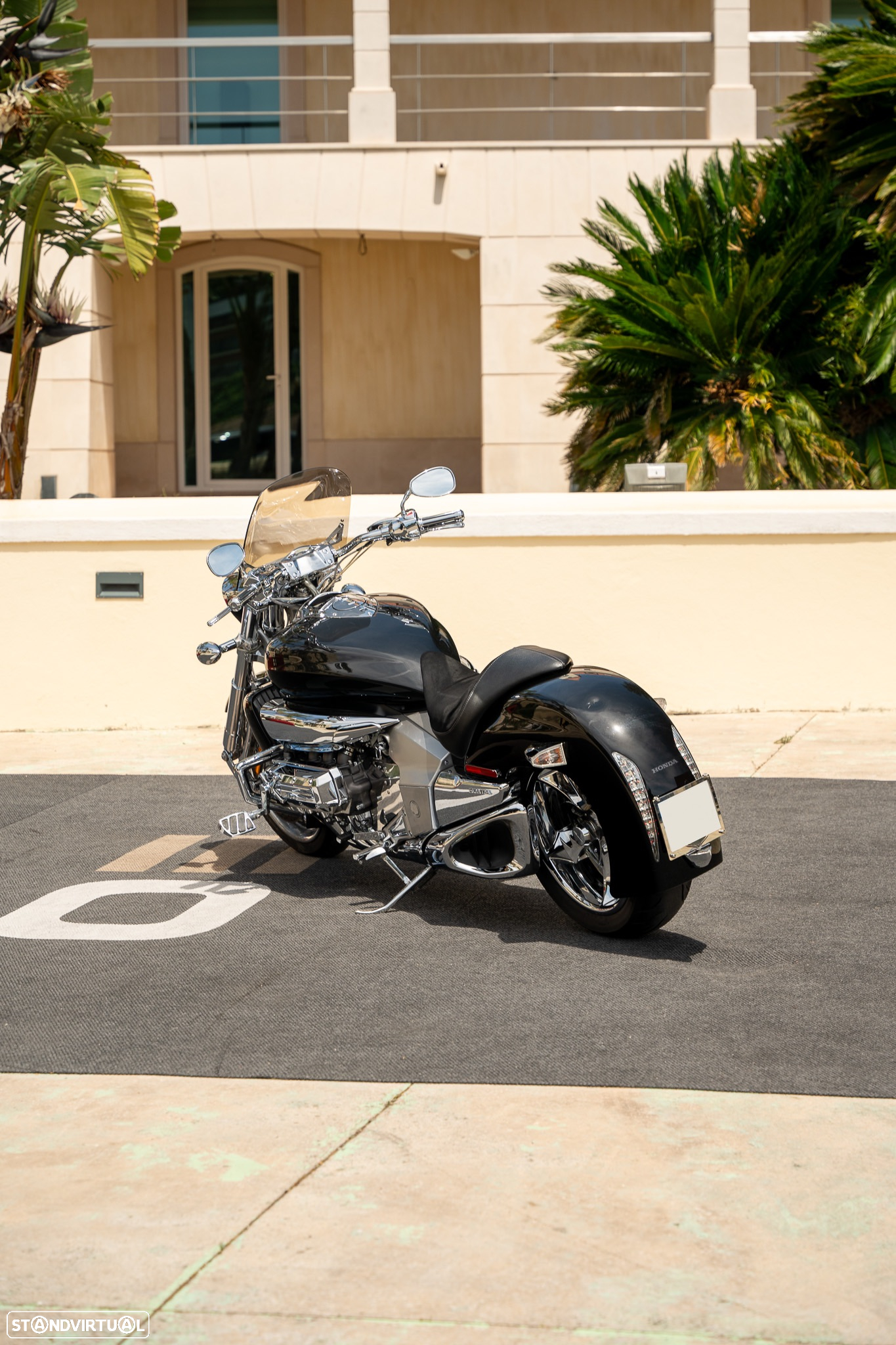 Honda Valkyrie Rune - 8
