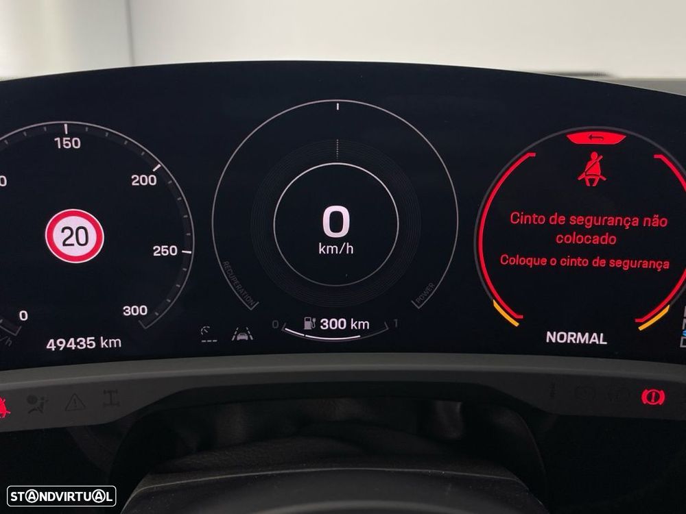 Porsche Taycan Standard - 9