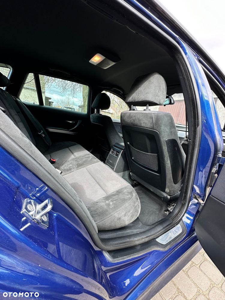 BMW Seria 3 320d - 22