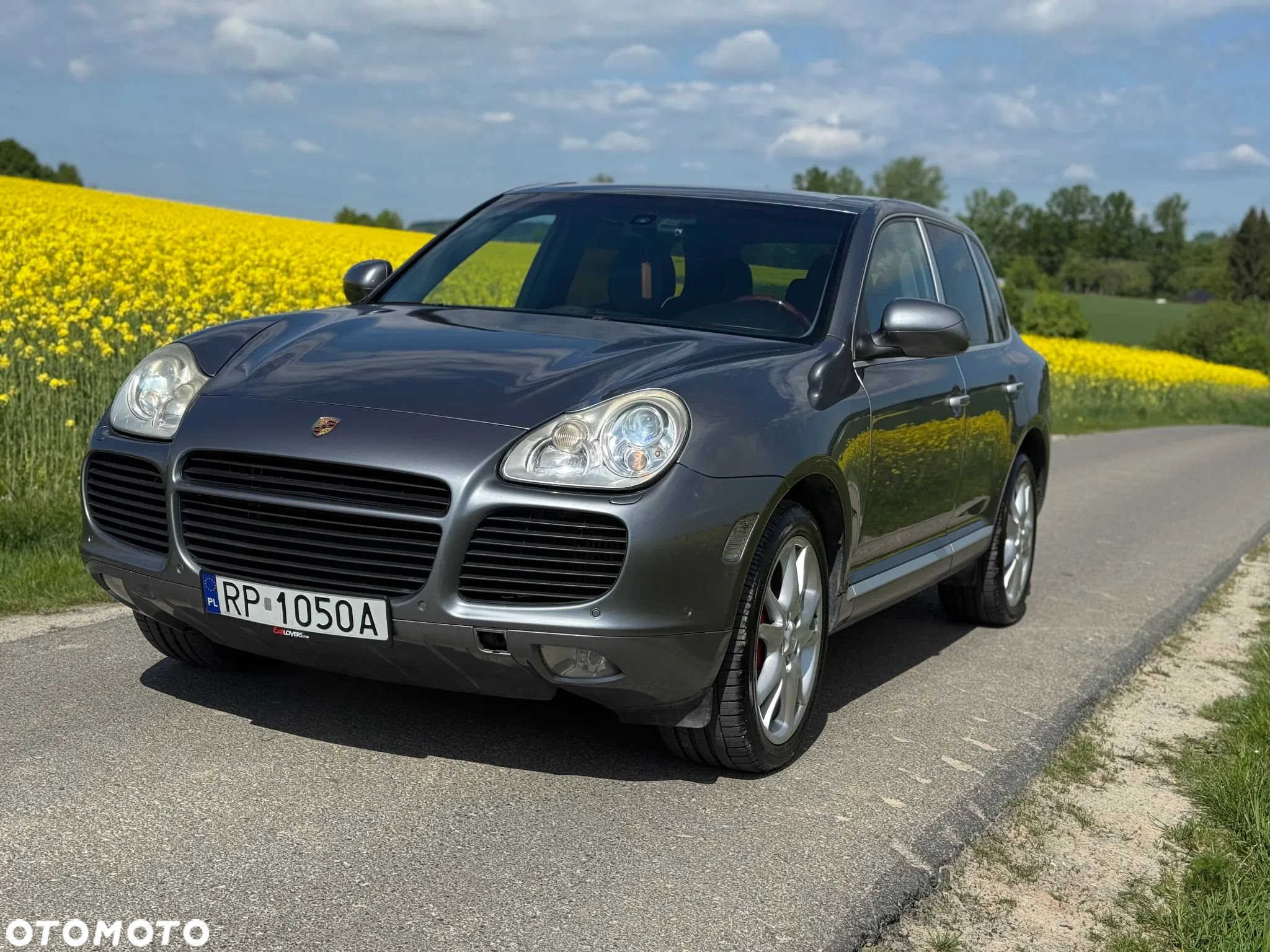 Porsche Cayenne Turbo - 1