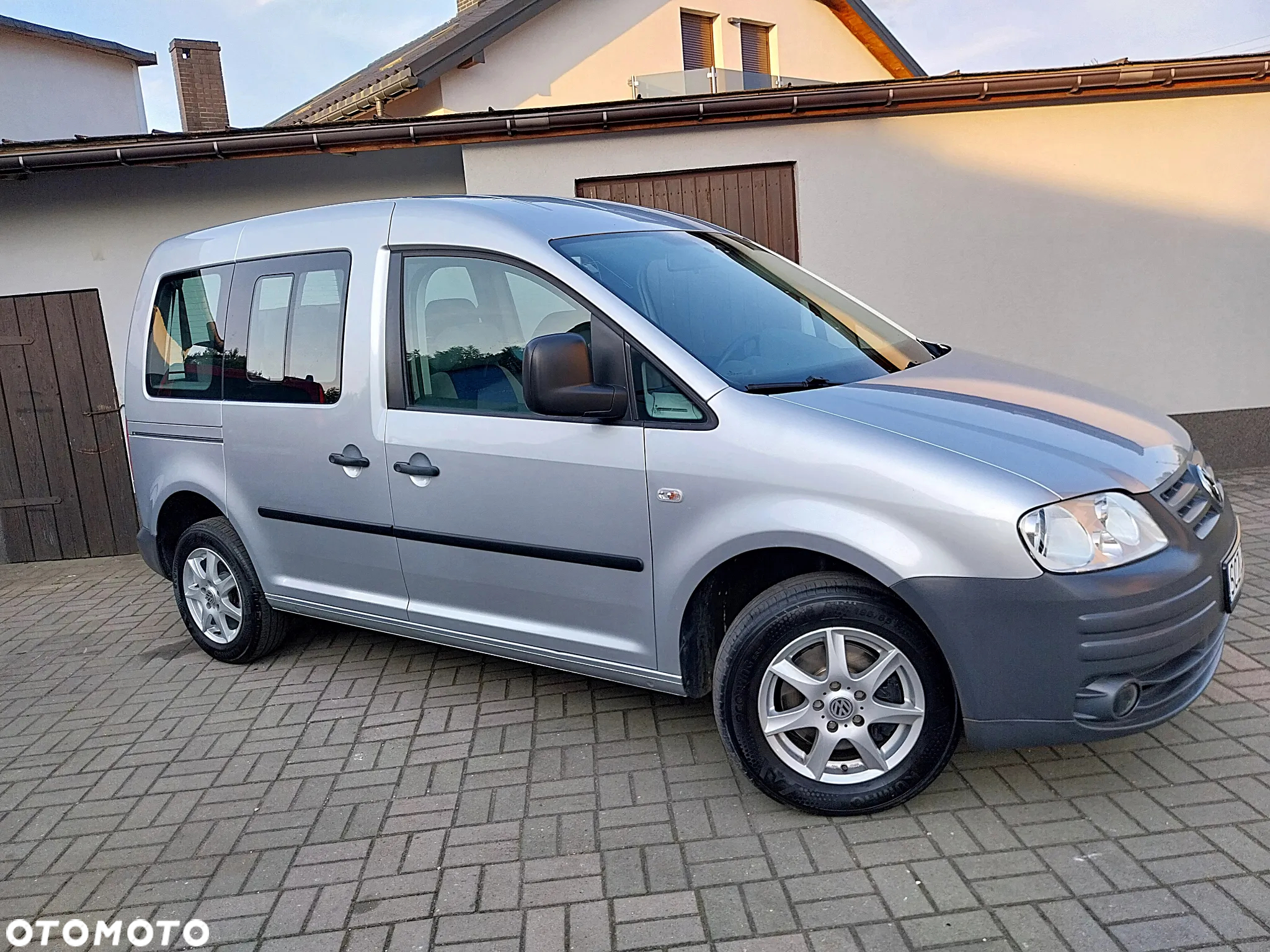 Volkswagen Caddy 1.6 Life (7-Si.) - 26
