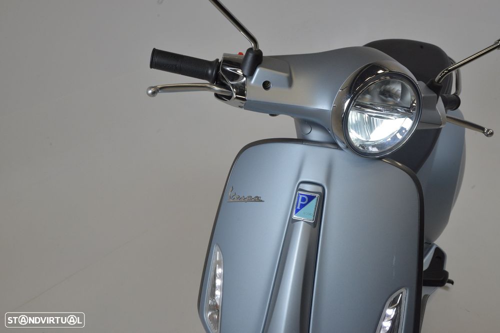 Vespa Primavera - 4
