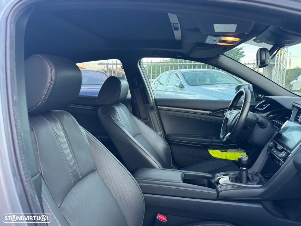 Honda Civic 1.0 i-VTEC Executive Premium - 22