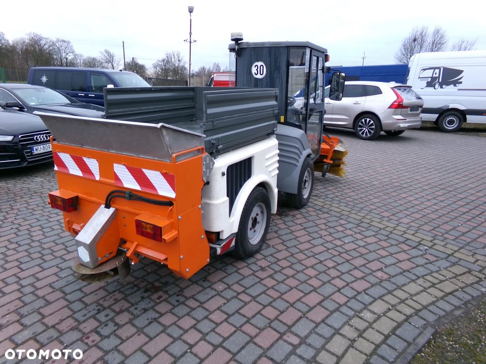 Hako citytrac 4200 zamiatarka solarko piaskarka 4x4 - 8