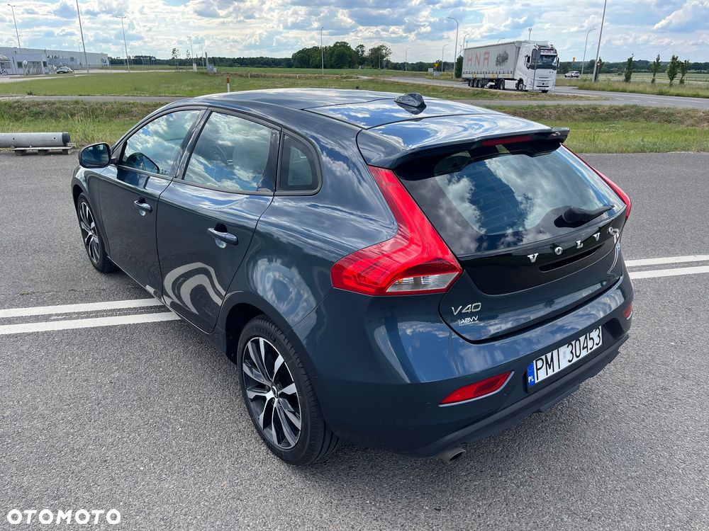 Volvo V40 T3 Drive-E Momentum - 7