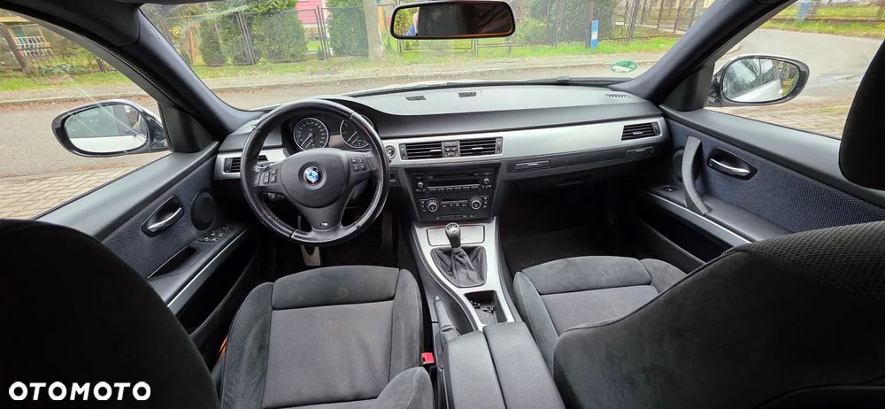 BMW Seria 3 318i Edition Sport - 7
