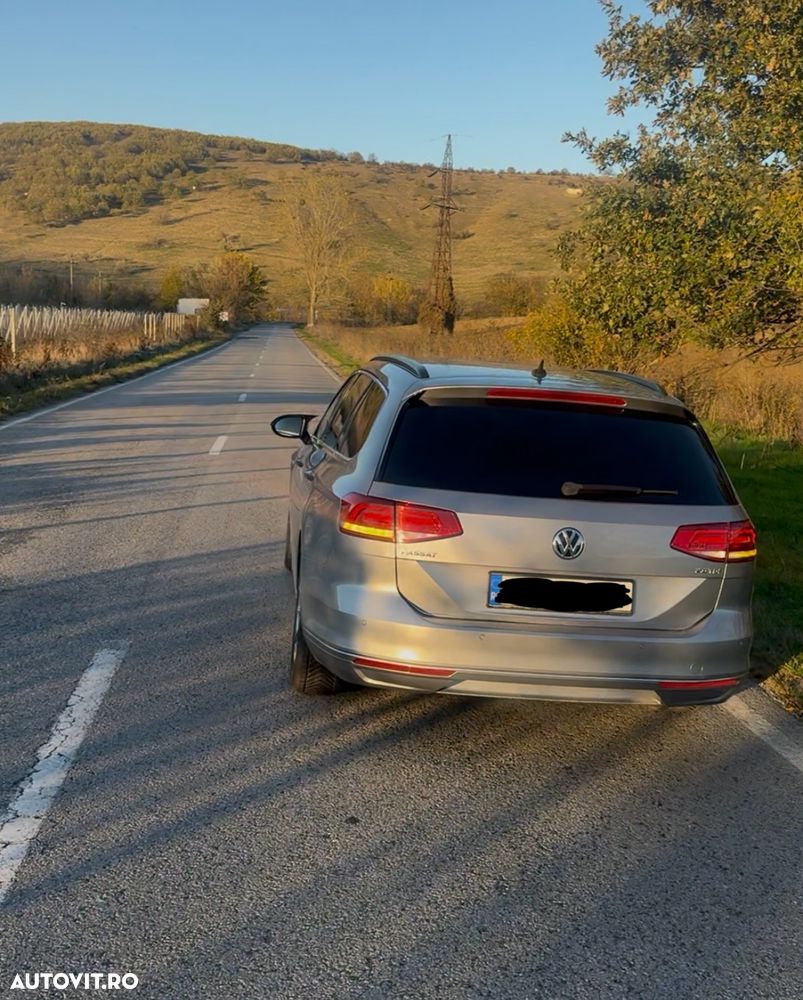 Volkswagen Passat 2.0 TDI SCR DSG - 4