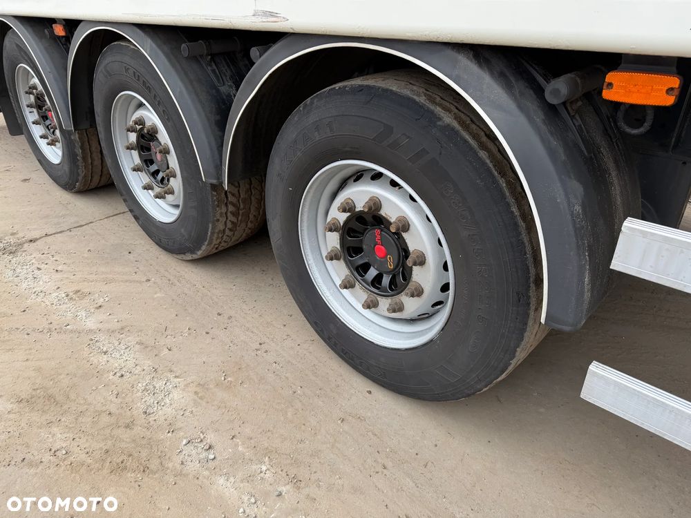 Inny KLC Ruchoma podłoga 92m3 2021 rok Podłoga 8 mm - 9