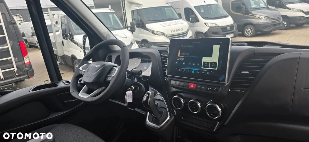 Iveco DOSTEPNY OD RĘKI - 3.5T NA HAKU !!! - 22