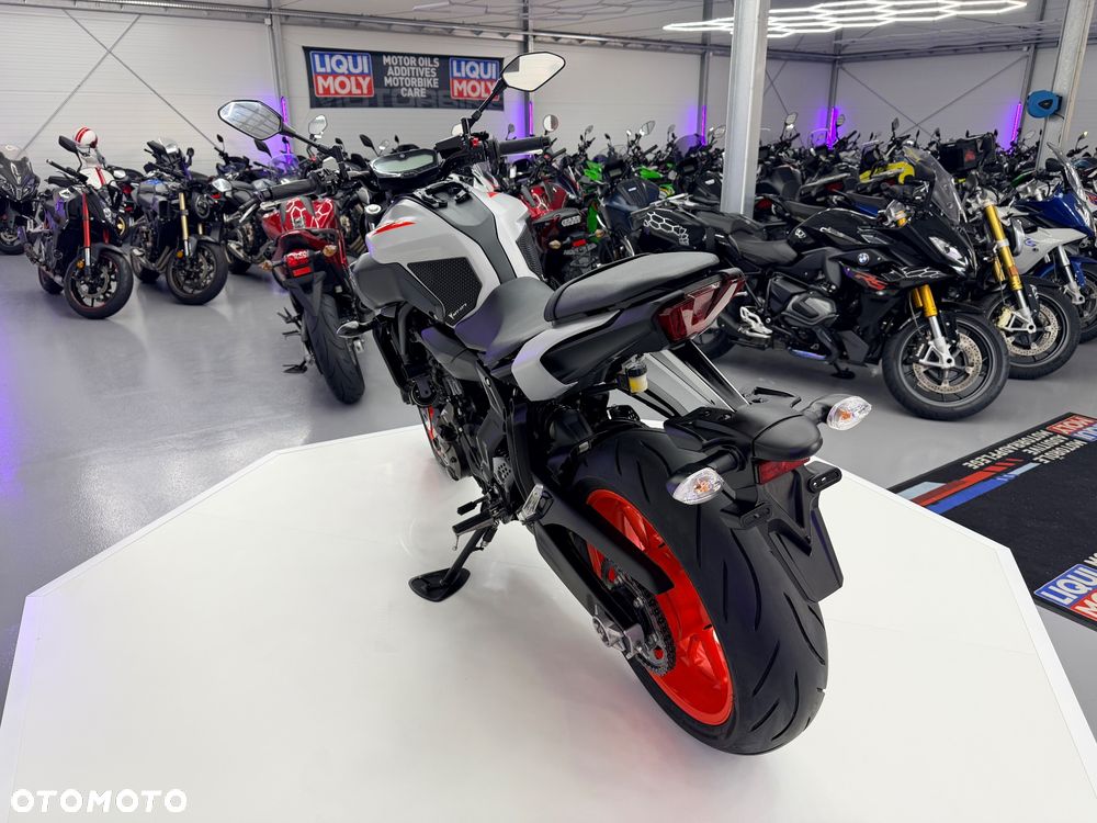 Yamaha MT - 36