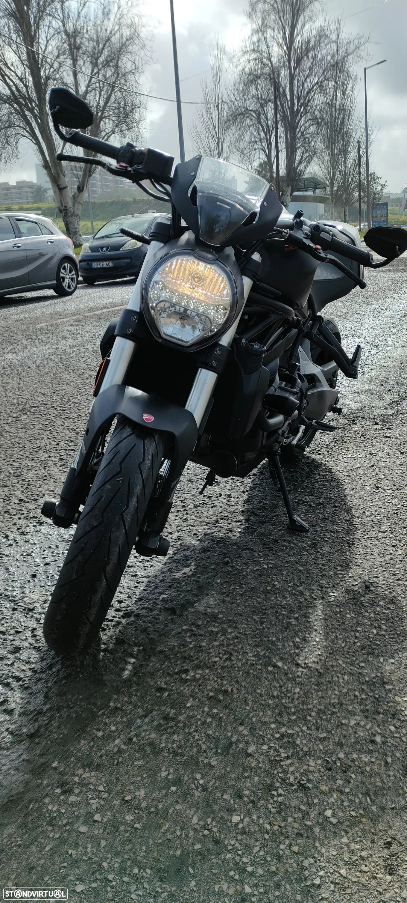 Ducati Monster 821 Dark - 9