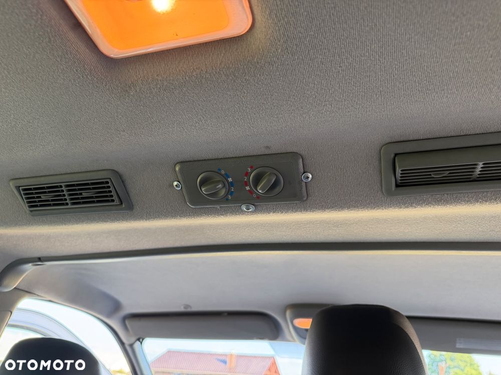 Renault Trafic Grand Passenger Pack Clim - 20