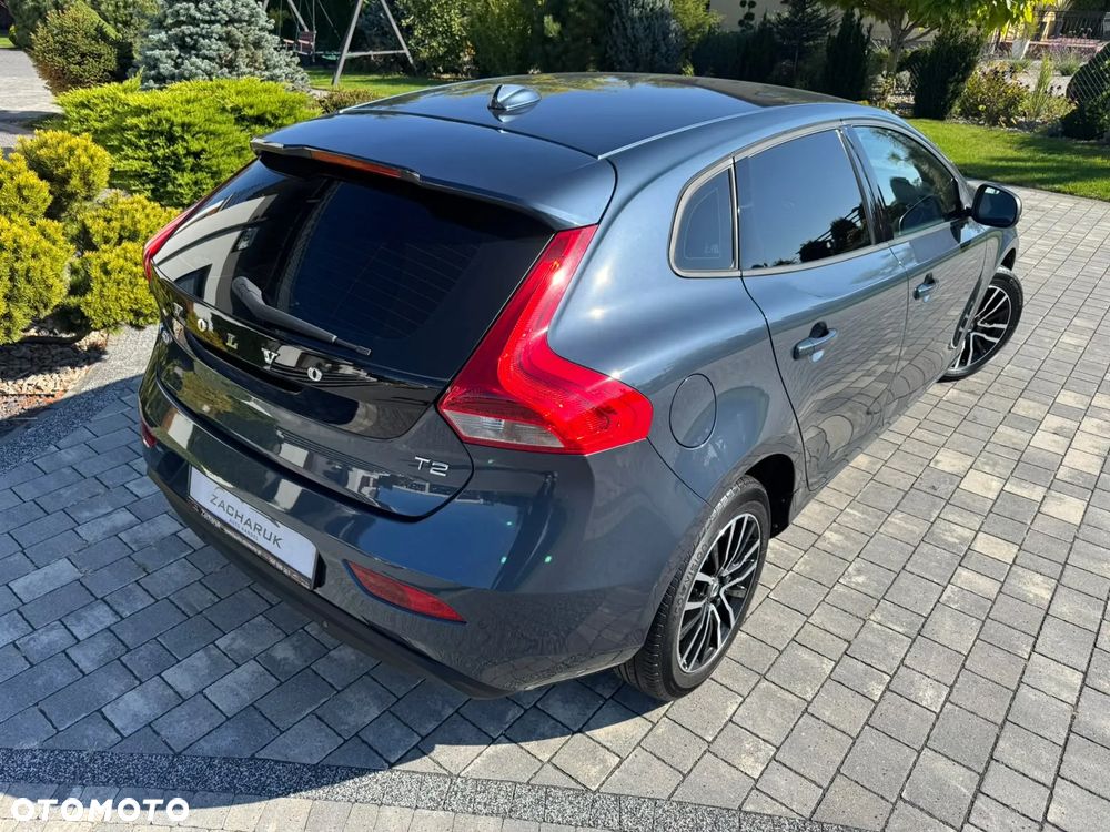 Volvo V40 - 15