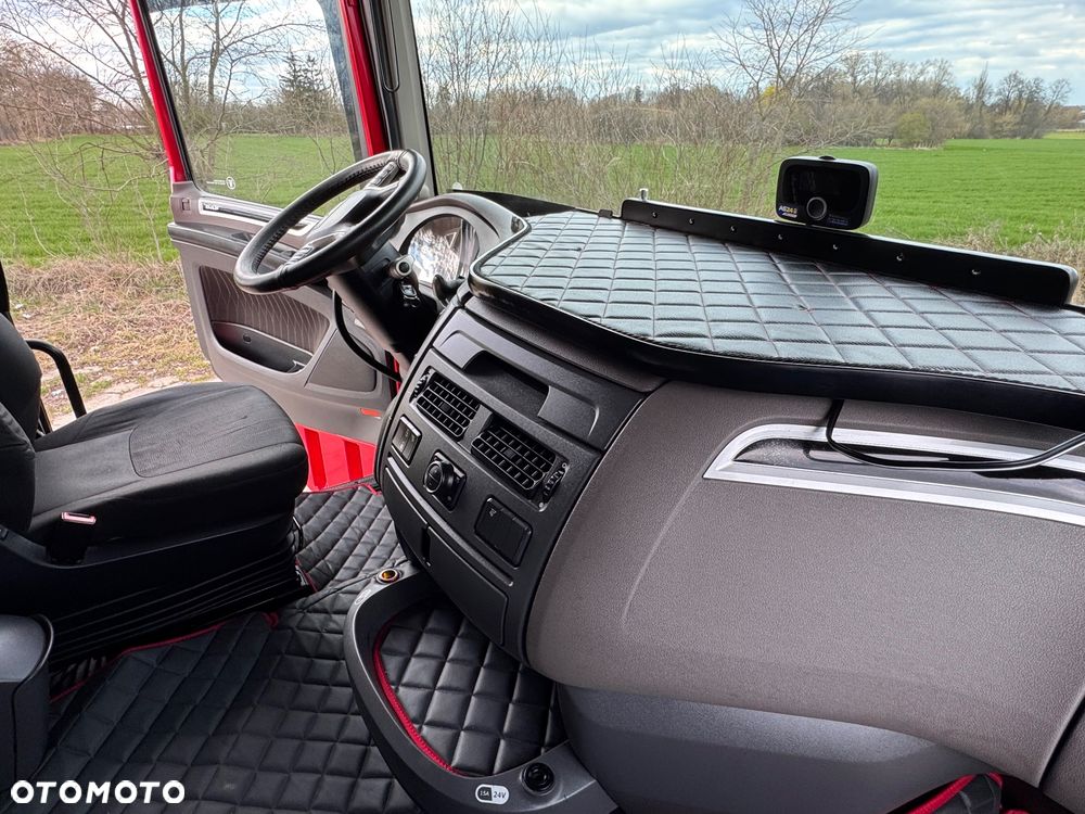DAF Xf - 17