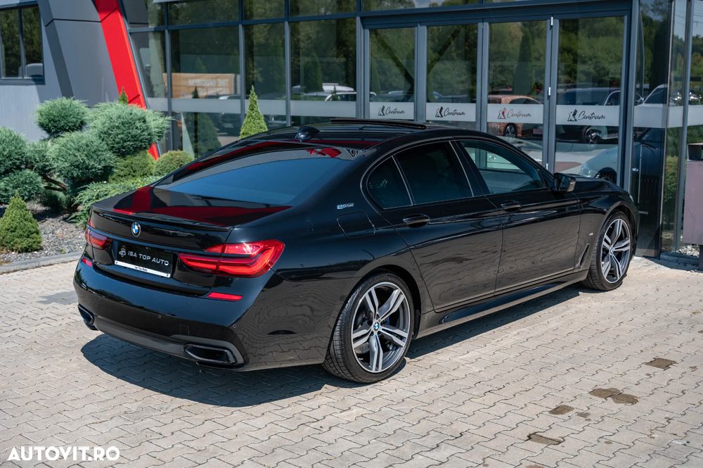 BMW Seria 7 740e iPerformance - 12