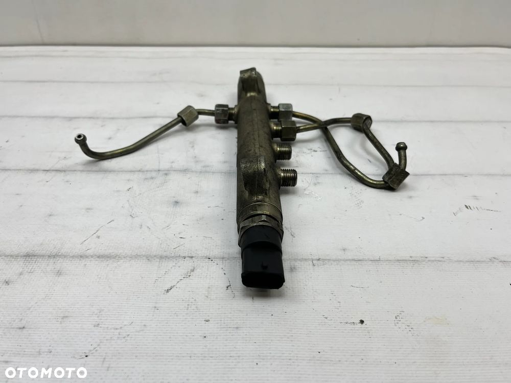 Listwa wtryskowa Alfa Romeo 147 156 GT 1.9 16V - 4