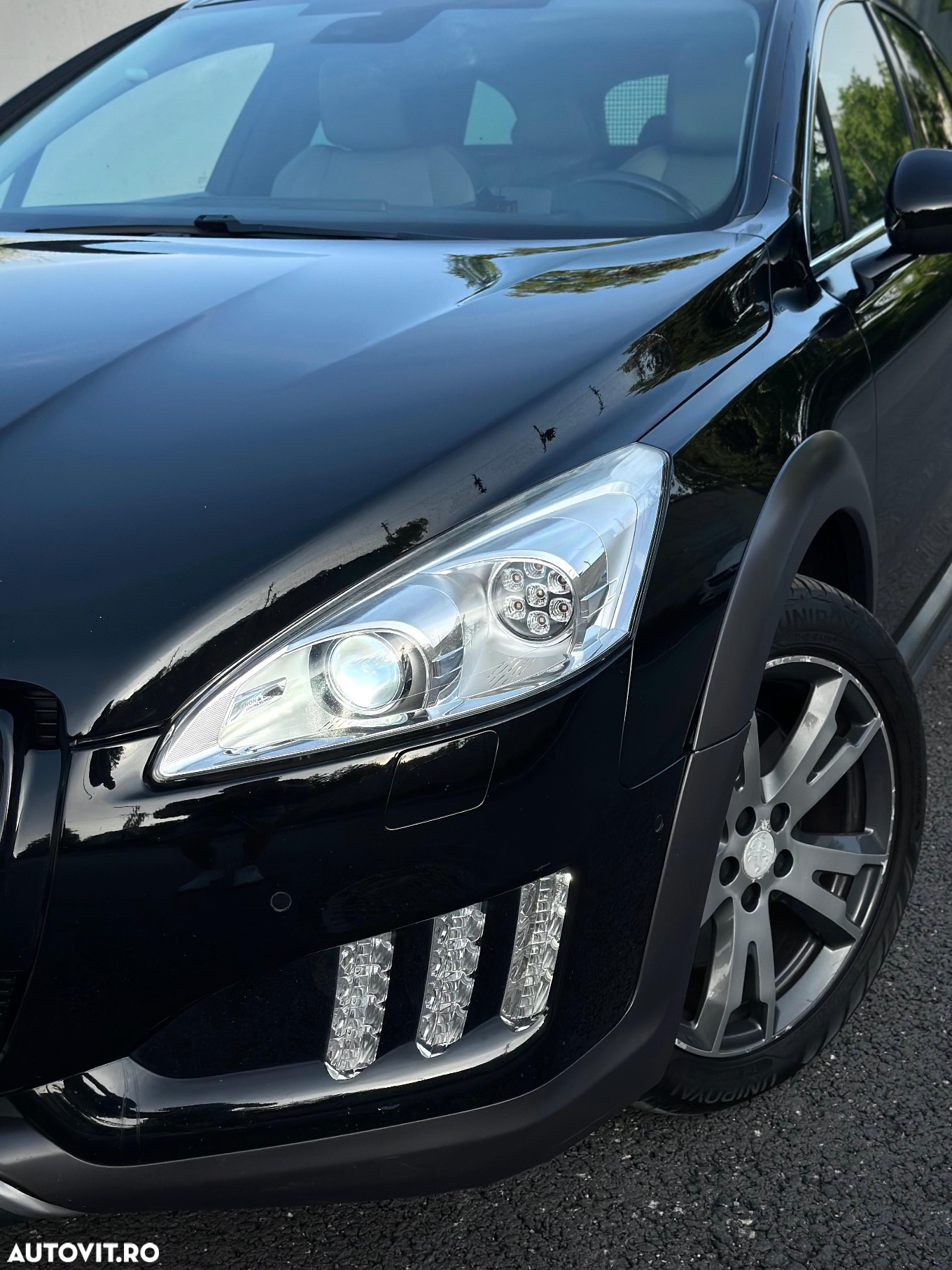 Peugeot 508 RXH Hybrid4 - 9