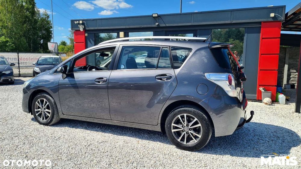 Toyota Verso - 38