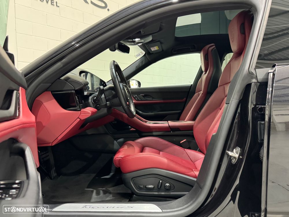 Porsche Taycan 4S - 20