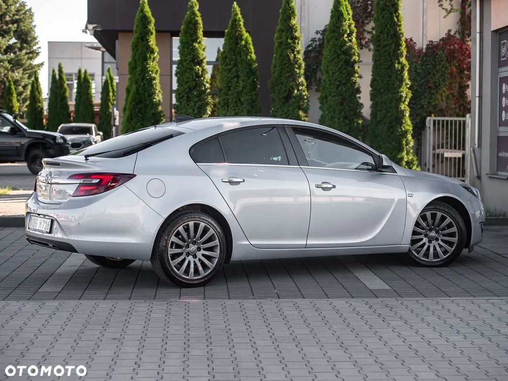 Opel Insignia - 14