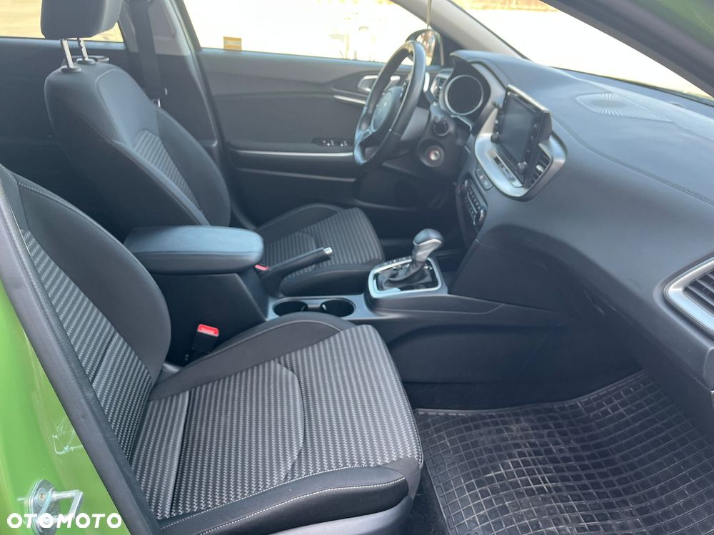 Kia XCeed 1.5 T-GDI M DCT - 14