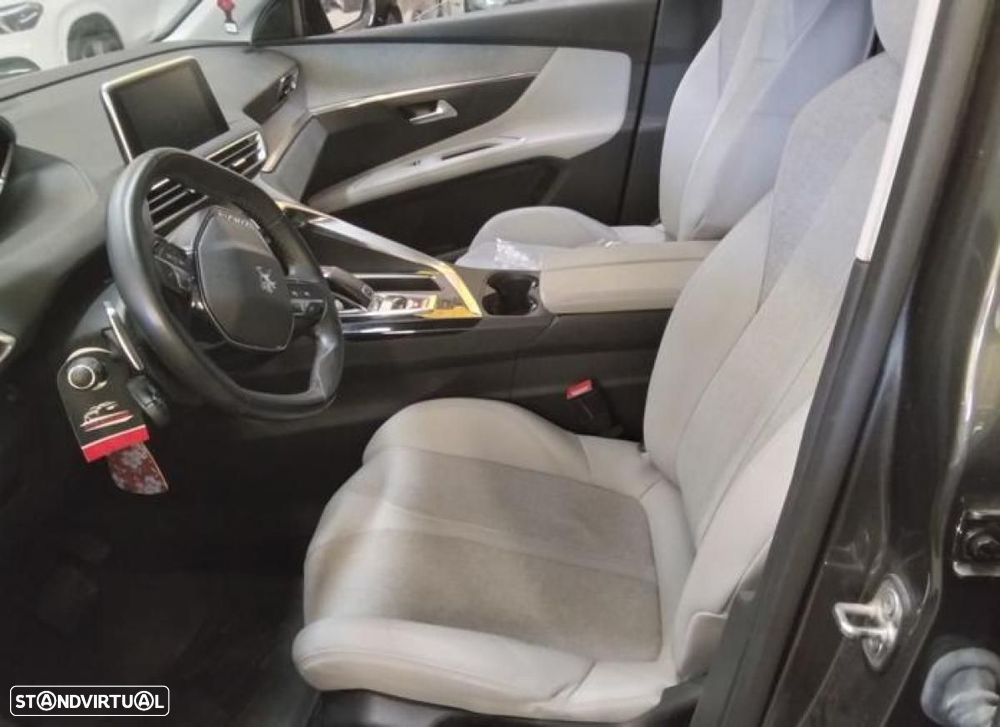 Peugeot 5008 - 4