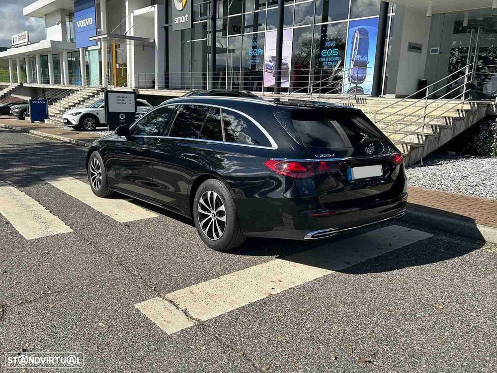 Mercedes-Benz E 220 d - 4