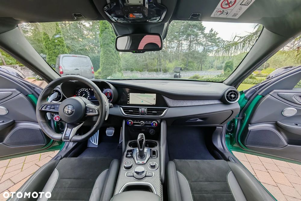 Alfa Romeo Giulia 2.9 Bi Turbo V6 Quadrifoglio - 9