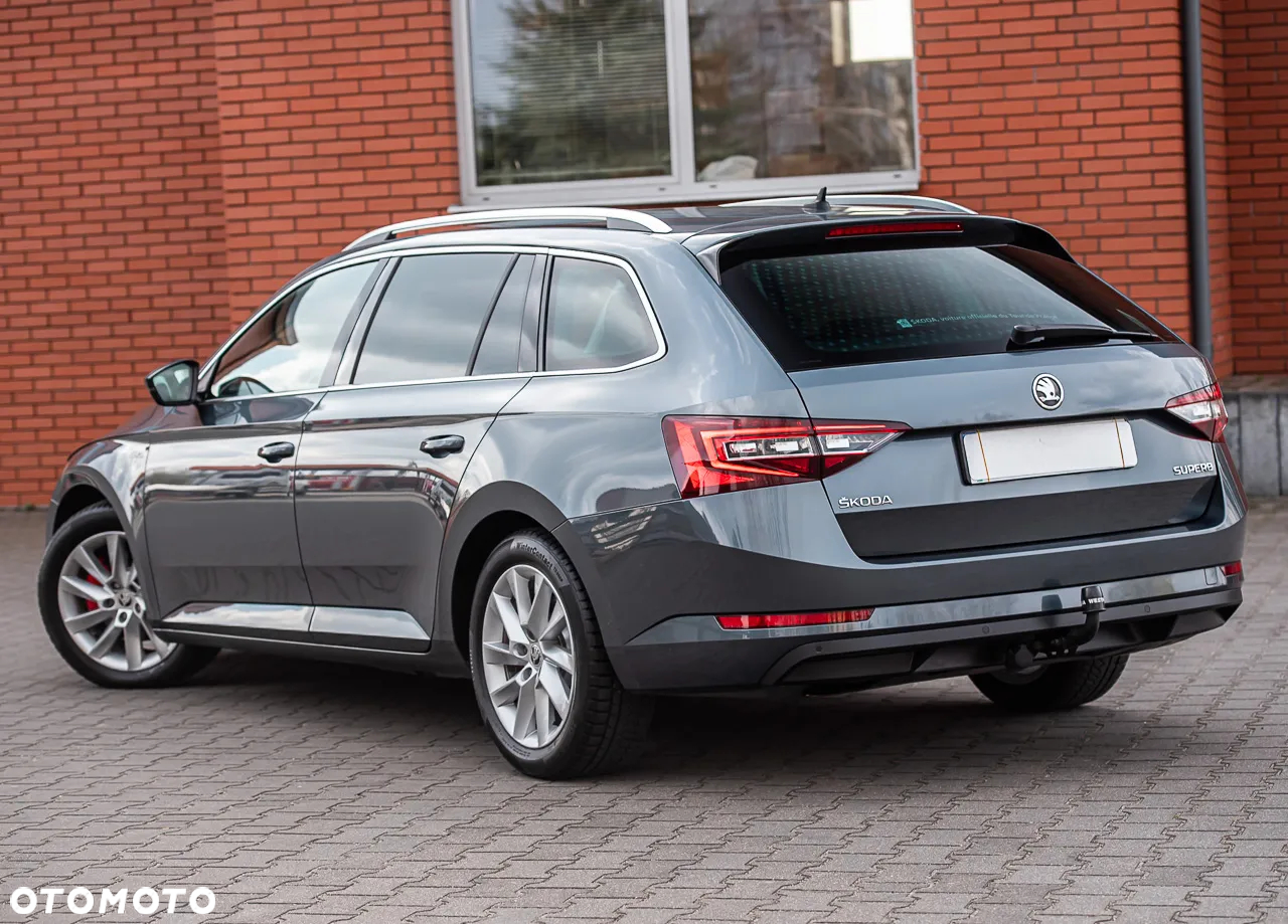 Skoda Superb 2.0 TDI DSG L&K - 9