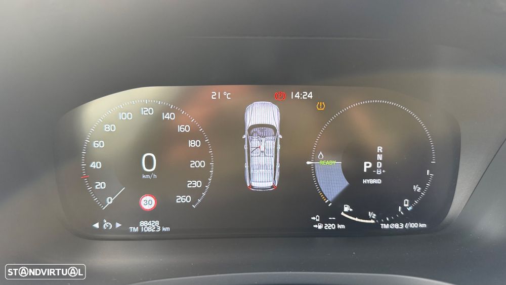 Volvo V60 2.0 T8 AWD TE Momentum - 17