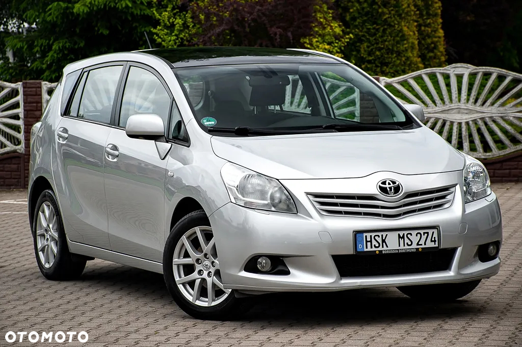 Toyota Verso 1.8 Premium 7os - 17