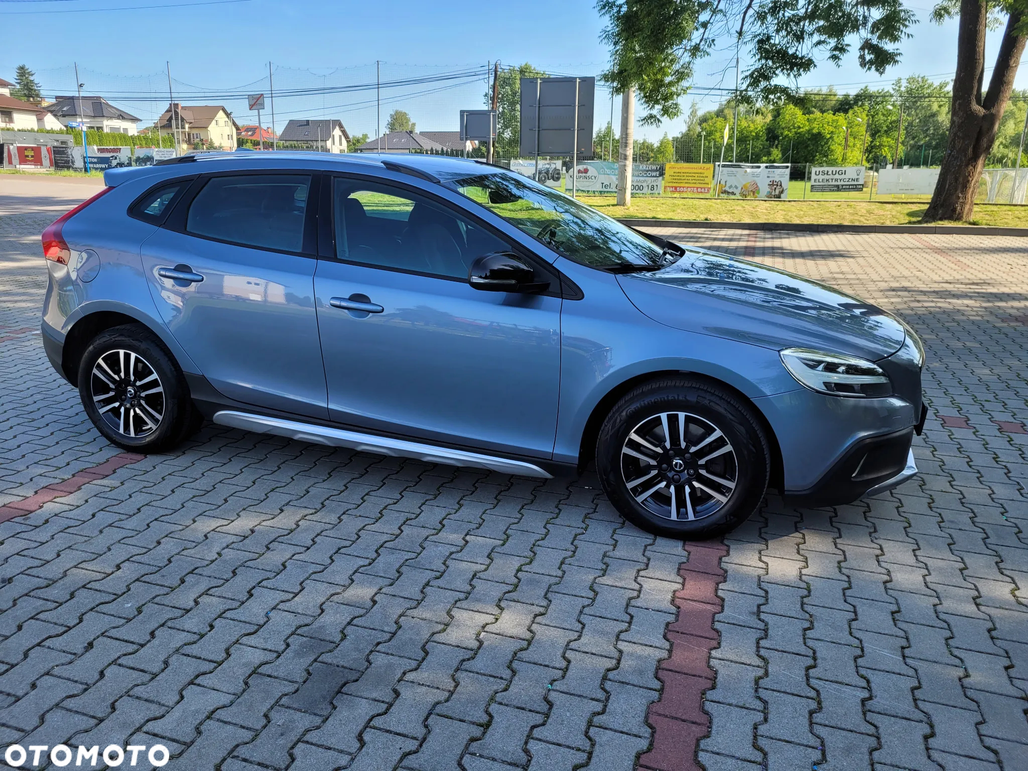 Volvo V40 T3 Drive-E Momentum - 4