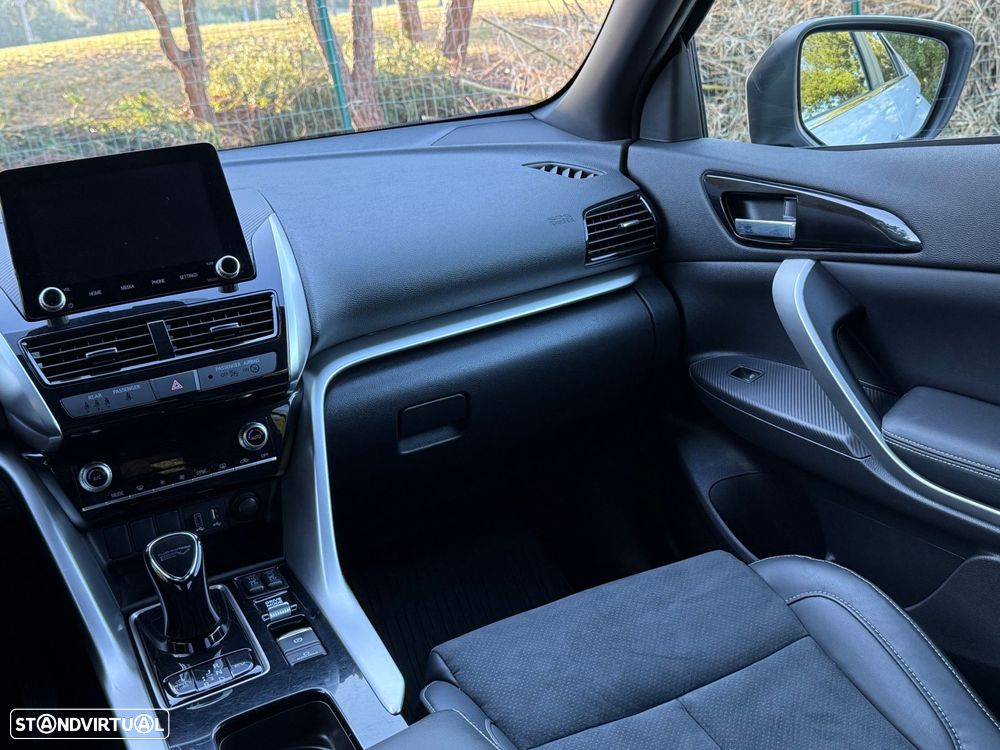 Mitsubishi Eclipse Cross 2.4 PHEV eMotion - 27