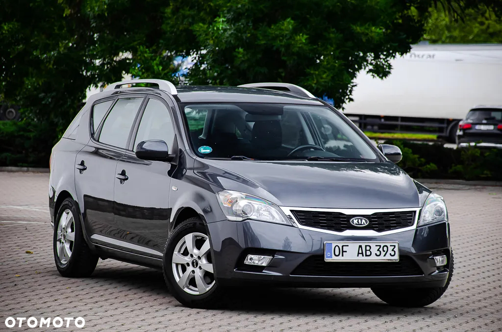 Kia Ceed 1.4 CVVT Attract - 13
