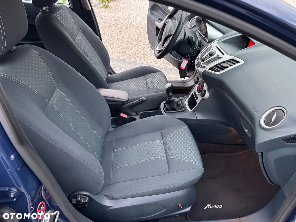 Ford Fiesta 1.4 Titanium - 29
