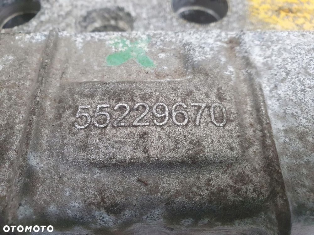 Fiat 500 0.9 T TwinAir POKRYWA ZAWORÓW Zaworowa 55229670 - 3