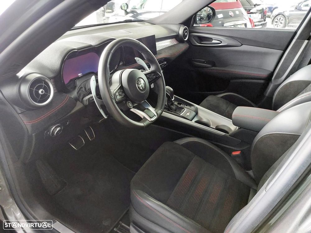 Alfa Romeo Tonale 1.3 Plug-In Hybrid Veloce e-AWD - 12