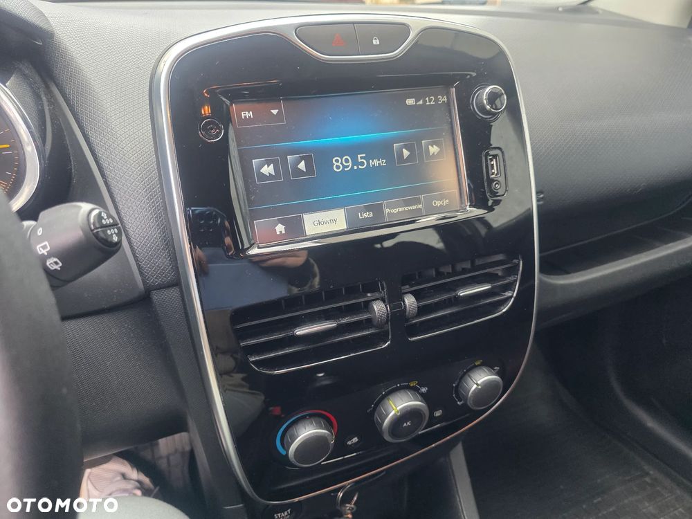 Renault Clio 1.2 16V Life - 16