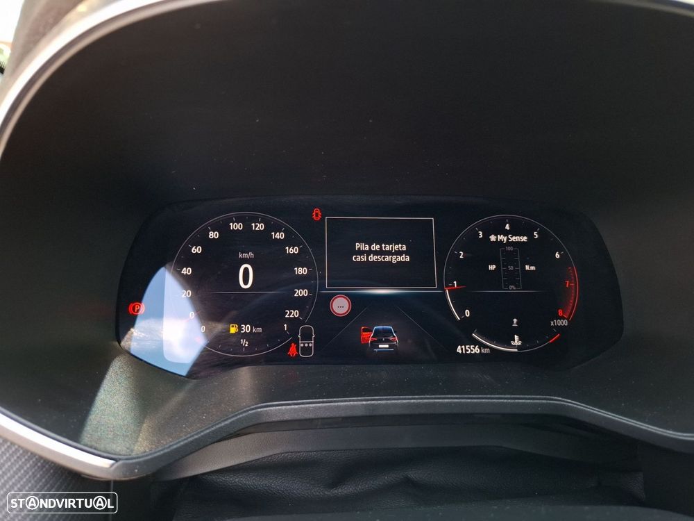 Renault Clio — fotografia 15