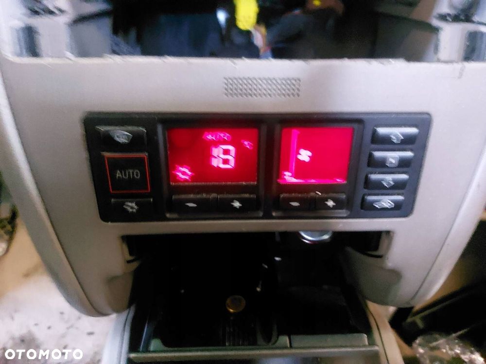 PANEL NAWIEWU AUDI A3 8L 8L0820043D - 4