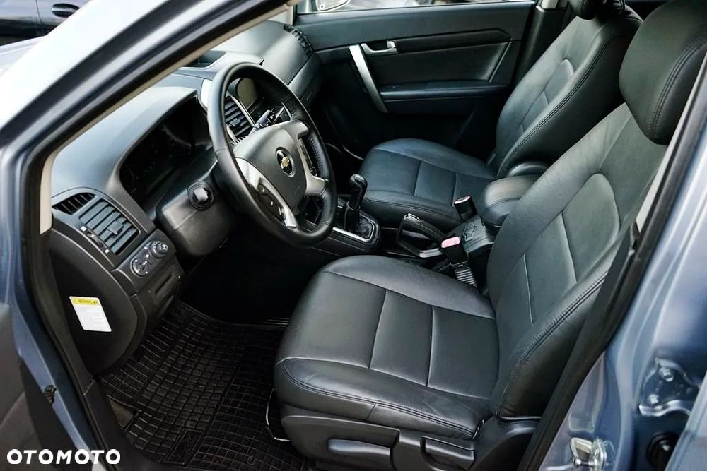 Chevrolet Captiva - 14