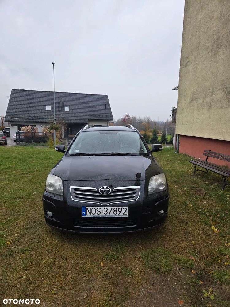 Toyota Avensis 2.2 D-4D Sol Plus - 2