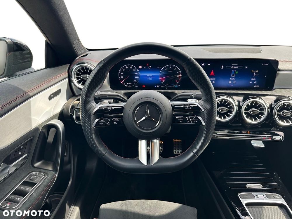 Mercedes-Benz CLA - 9