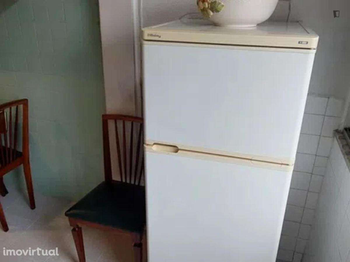 Quarto - localizado em Sacavém Lisbon - Grande imagem: 4/9