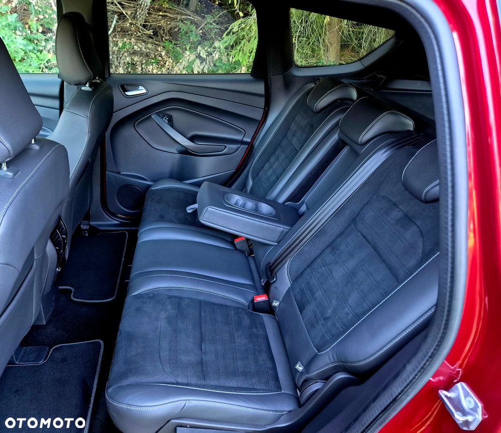 Ford Kuga 2.0 TDCi 4x4 ST-Line - 25