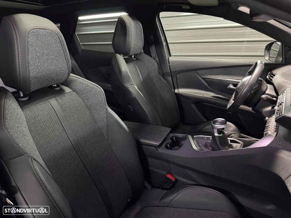 Peugeot 3008 1.2 PureTech GT - 17