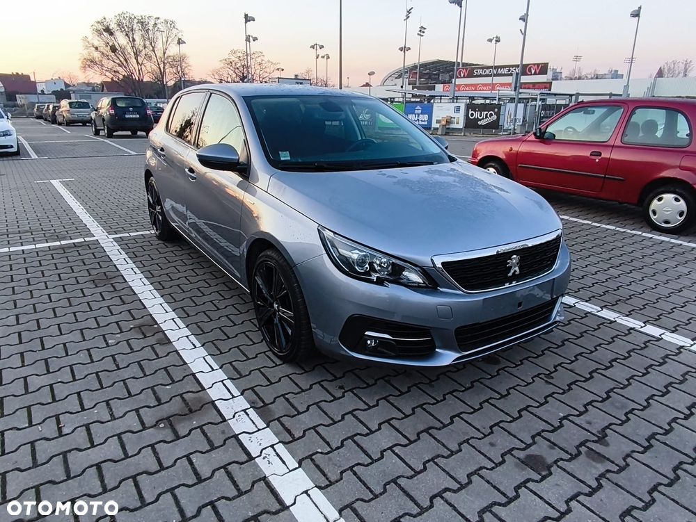 Peugeot 308 1.2 PureTech Allure S&S EAT8 - 7